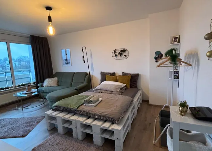 Apartment Mit Schoenem Ausblick